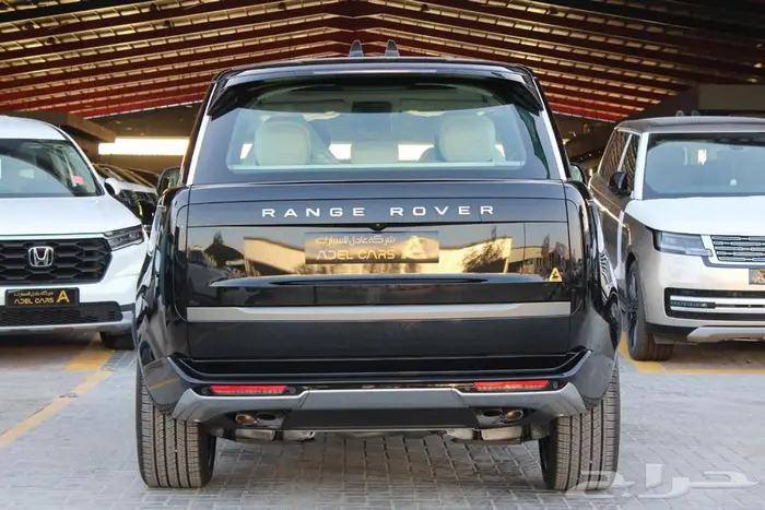 رانج روفر HSE V8 2025 فل كامل صيانة مجانية 60 الف كم 4