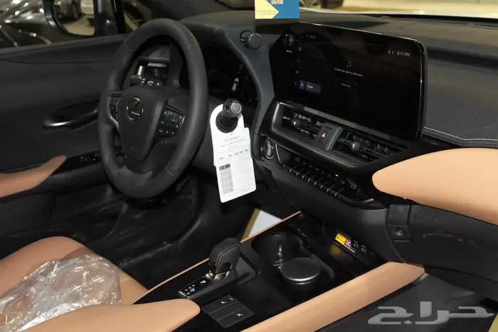 لكزس - UX300 Ch هايبرد - 2025 - خليجي - فل كامل 14