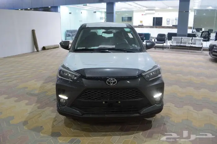 تويوتا رايز ليمتد 2026 فضى وأبيض 0