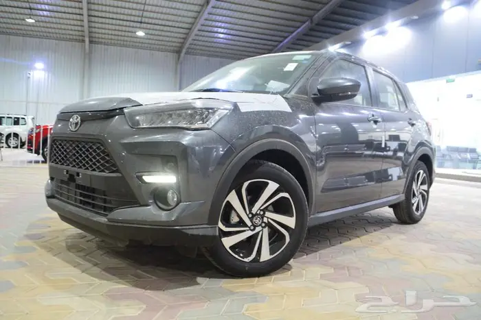 تويوتا رايز ليمتد 2026 فضى وأبيض 11