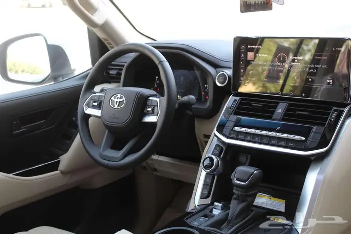 تويوتا ندكروزر 3.5 GXR3 بنزين اتوماتيك 2026 14
