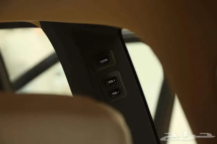 رولز رويس كولينان تفاصيل استثنائية تجربة لا تنسى 9