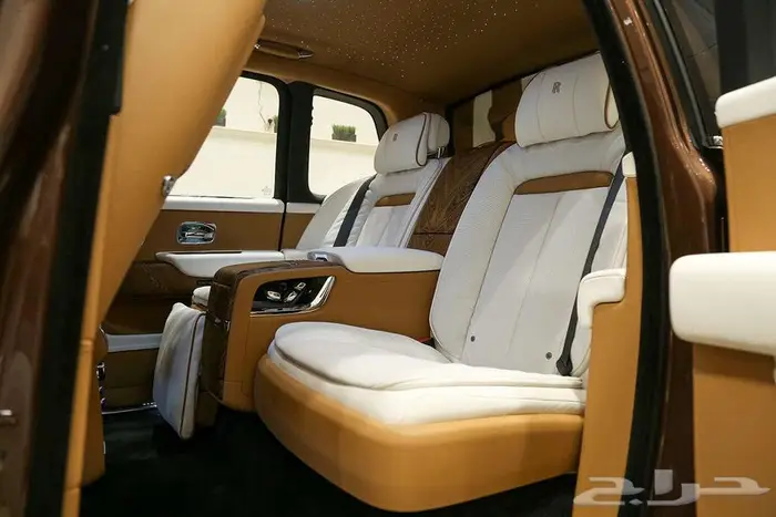 رولز رويس كولينان تفاصيل استثنائية تجربة لا تنسى 27