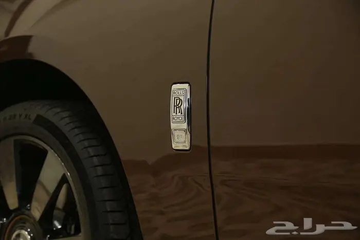 رولز رويس كولينان تفاصيل استثنائية تجربة لا تنسى 2