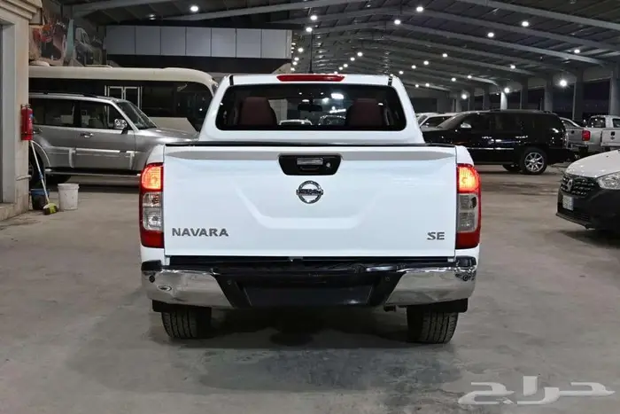 نيسان نافارا SE 2017 غمارتين بنزين سعودي 5