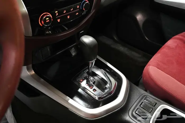 نيسان نافارا SE 2017 غمارتين بنزين سعودي 6