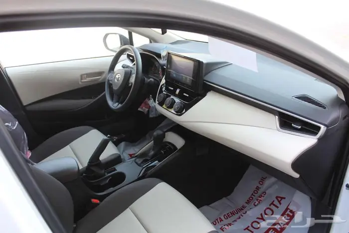 تويوتا كورولا 2.0 XLI بنزين اتوماتيك 2026 8