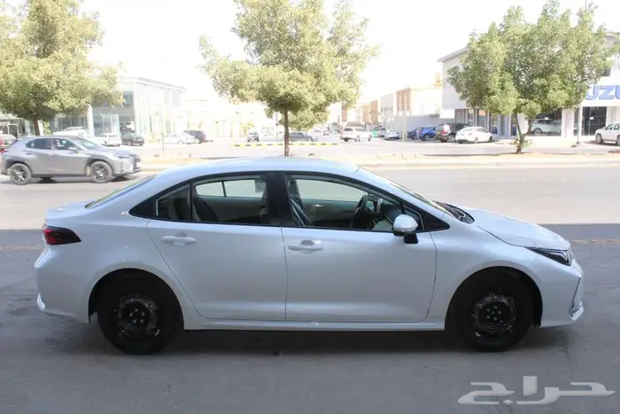 تويوتا كورولا 2.0 XLI بنزين اتوماتيك 2026 2