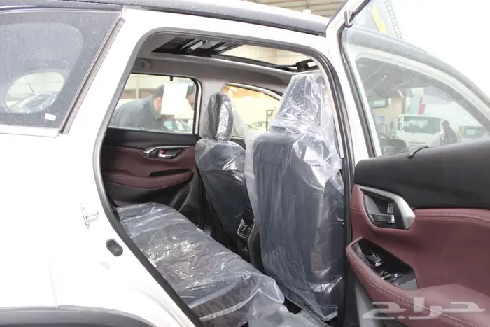 تويوتا اوربان كروز - فل كامل 2026 8