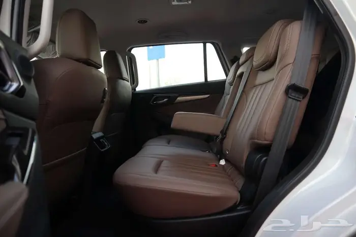 ايسوزو ام يو اكس فل كامل 2024 دبل وارد العيسى تأجير تمليك 8