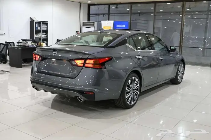 نيسان التيما الفئه SV النص فل موديل 2026 13