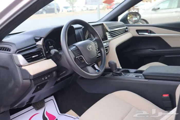 تويوتا كامري E بنزين وجميع الفئات 2025 عروض مبيعات البنوك 8