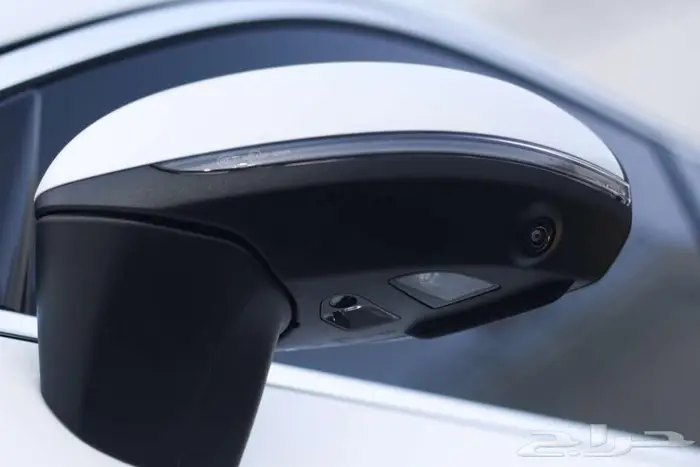 مرسيدس GLC 300 Coupe AMG PKG موديل 2025 (جديد) 18