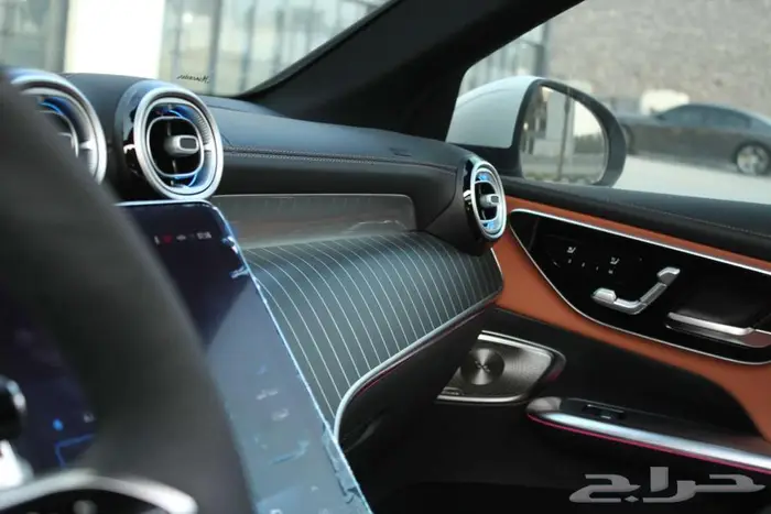 مرسيدس GLC 300 Coupe AMG PKG موديل 2025 (جديد) 34