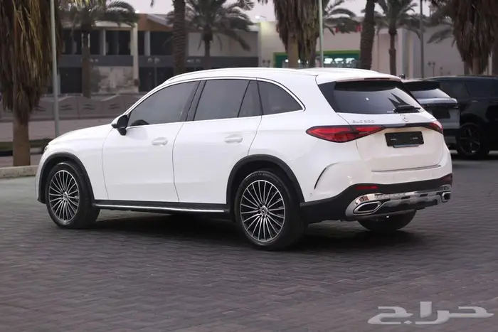 مرسيدس GLC 300 Coupe AMG PKG موديل 2025 (جديد) 4