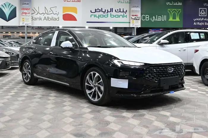 فورد تورس تيتانيوم وارد الجزيزة بالنقد والتقسيط صيانة مجانية 2