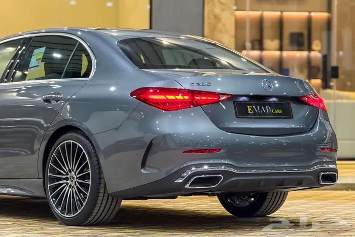 مرسيدس C200 AMG 2025 رمادي 4