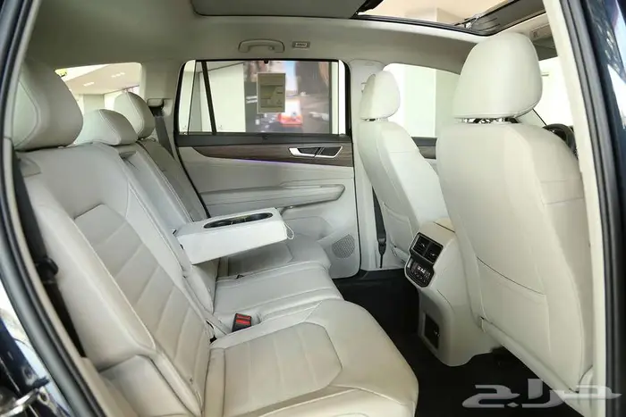 انطلق بقوة مع فولكس فاجن تيرامونت كمفورت لاين 2025 15