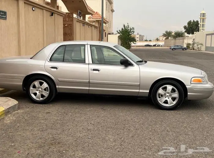 كراون فكتوريا 2009 مخزن لأهل الصنف 0