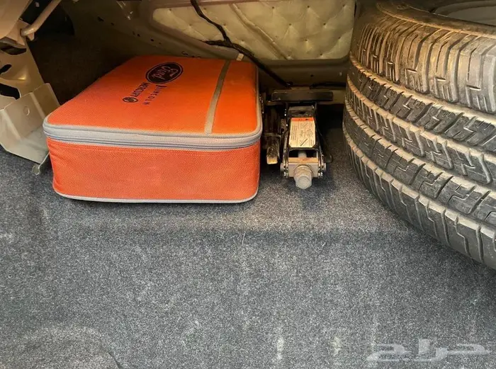 كراون فكتوريا 2009 مخزن لأهل الصنف 27