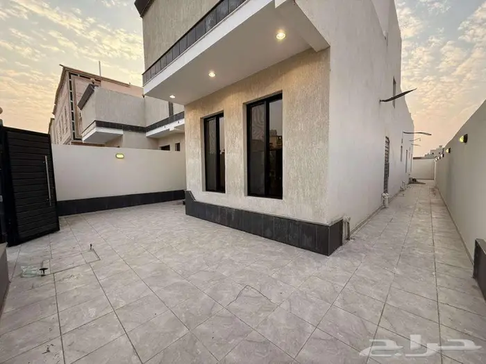 فيلا فاخرة للبيع بحى الوفاء 1