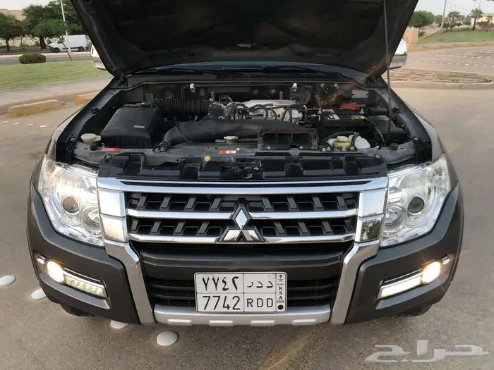 باجيرو موديل 2017 فل مالك اول ممشي قليل مخزن 46