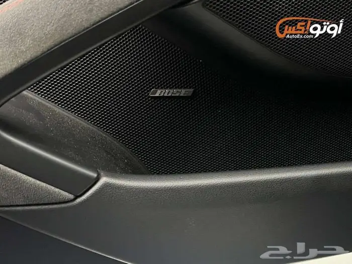 2021 بورشه 718 كايمان GT4 8