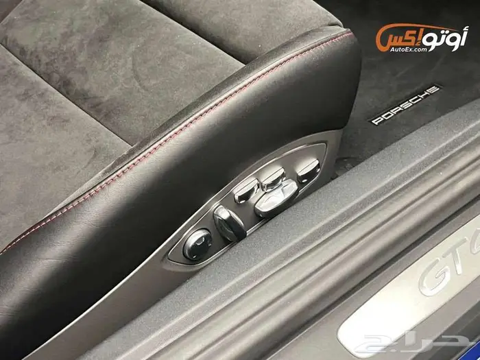 2021 بورشه 718 كايمان GT4 11