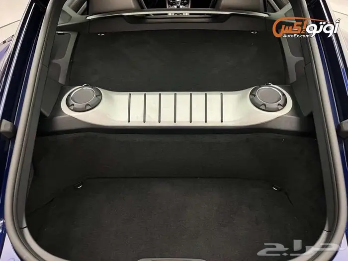 2021 بورشه 718 كايمان GT4 12