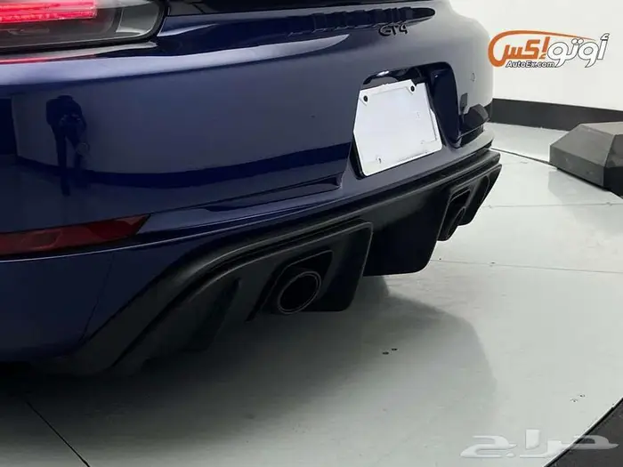 2021 بورشه 718 كايمان GT4 15