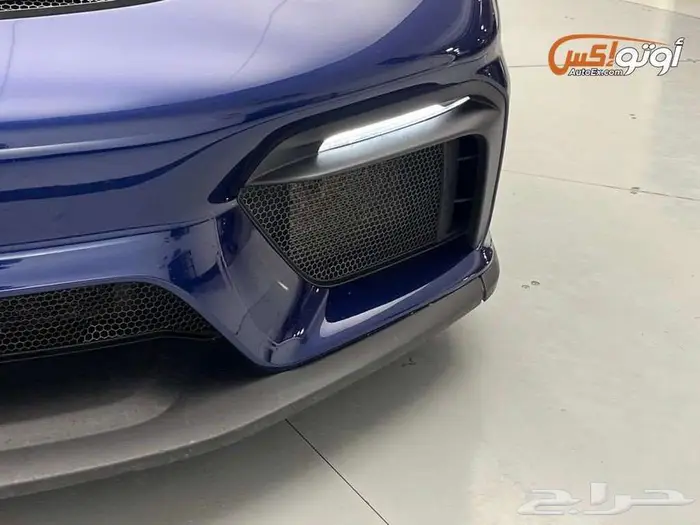 2021 بورشه 718 كايمان GT4 18