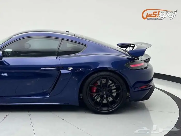 2021 بورشه 718 كايمان GT4 19