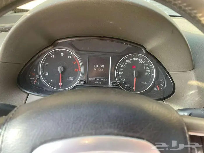 اودي 2011 Q5 في الرياض فل اوبشن 4 سلندر 8