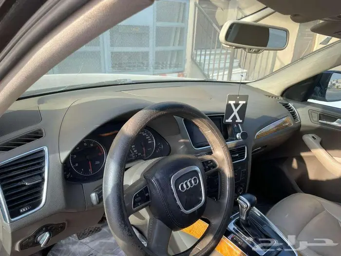 اودي 2011 Q5 في الرياض فل اوبشن 4 سلندر 9