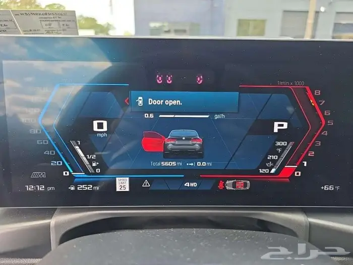 BMW M4 COMPETITION XDrive coup - 2025 - 9.020KM 4