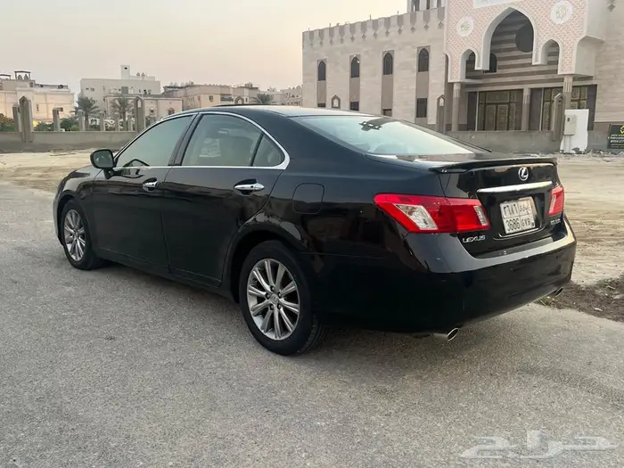 للبيع لكزس ES 2007 وارد امريكا السيارة نظيفه بالقطيف تاروت 3