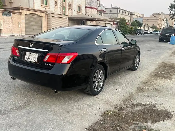 للبيع لكزس ES 2007 وارد امريكا السيارة نظيفه بالقطيف تاروت 4
