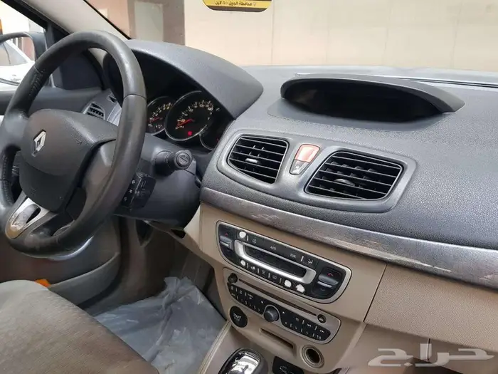 Renault Fluence 2012 5