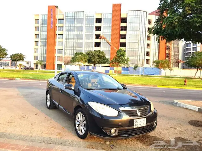 Renault Fluence 2012 8