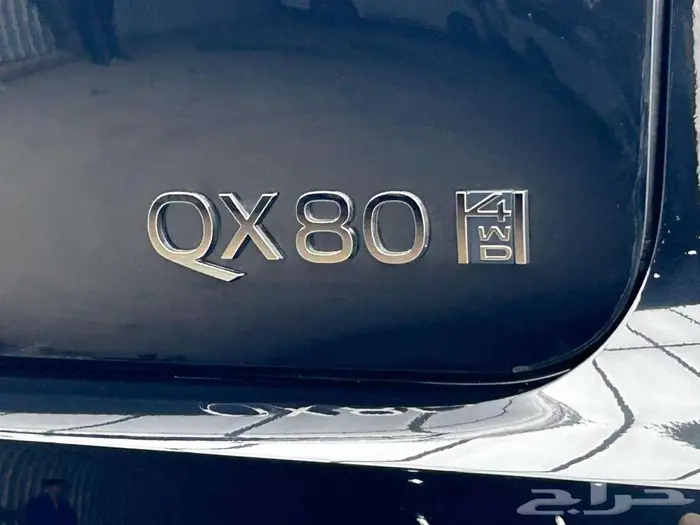 انفينتي QX80 اوتو جراف 2025 قياده تجمع بين القوه و الفخامه 26