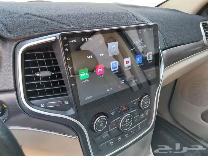 شاشة   jeep grand cherokee 3
