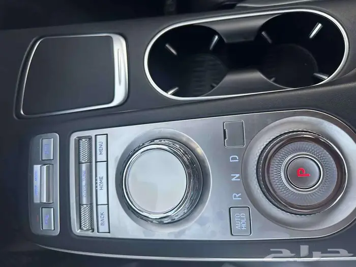 جنسس GV70 2021 14