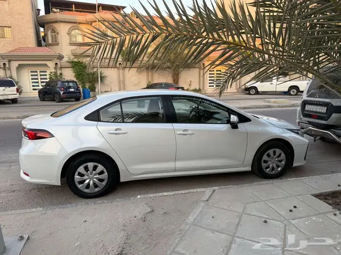 كورولا 2022 العداد 108 مكينه 2.0 بدي وكاله بحاله ممتازه 3