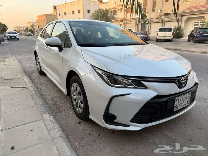 كورولا 2022 العداد 108 مكينه 2.0 بدي وكاله بحاله ممتازه 2