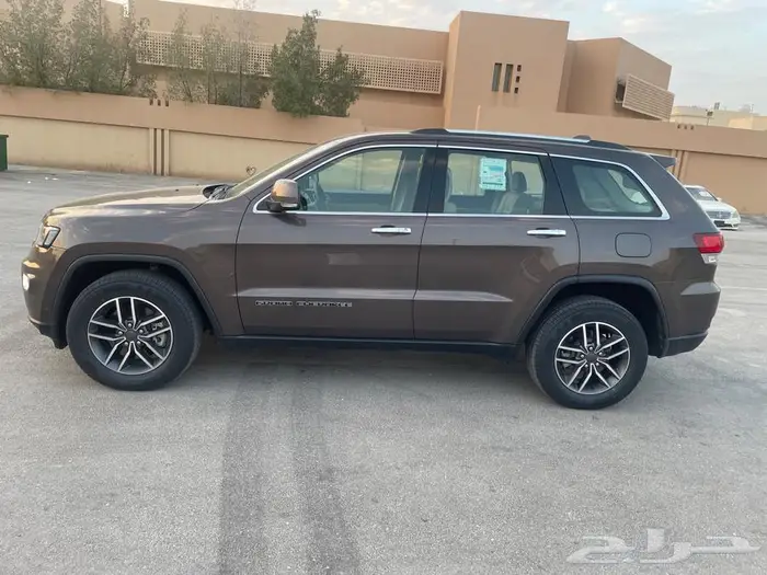 للبيع جراند شروكي 2021 1