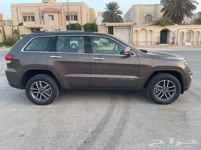 للبيع جراند شروكي 2021 5