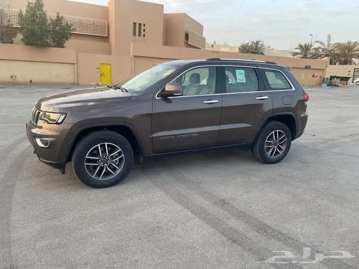 للبيع جراند شروكي 2021 3