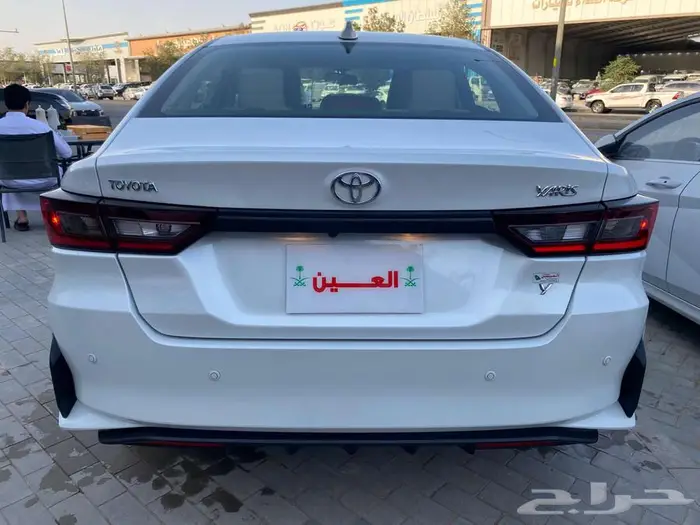 تويوتا يارس Y موديل 2024 عداد 3 الاف كم فقط 4