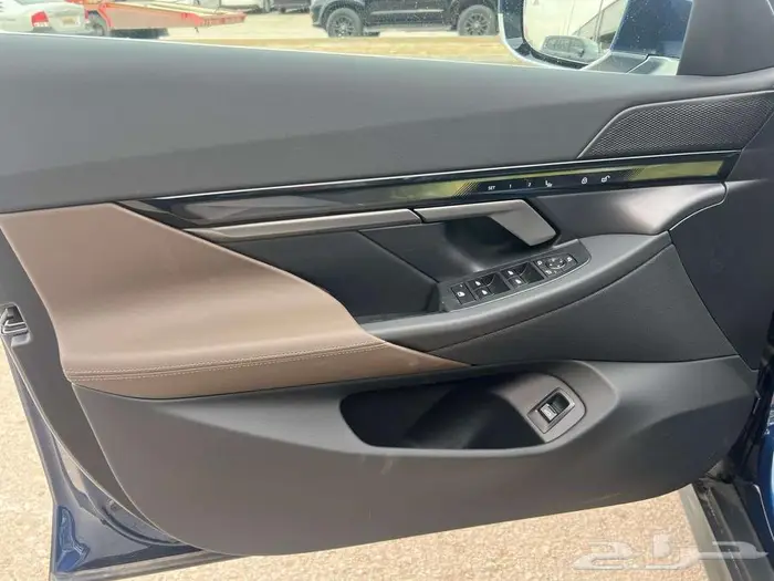 BMW 520i 2025 استلام فوري سعر مميز 19