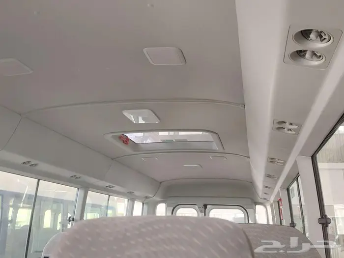 تويوتا باص كوستر 2025 بنزين 2.7 قير عادي 20 راكب COASTER 22